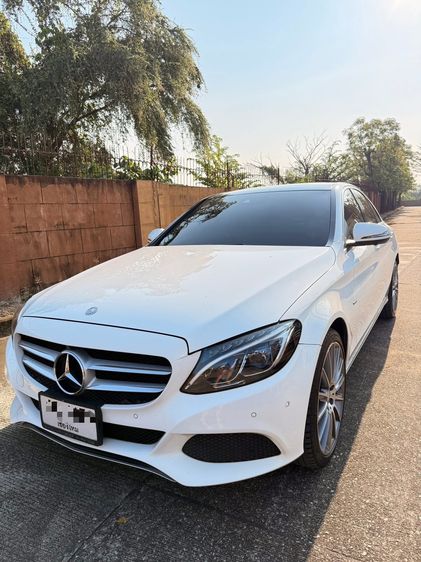 Mercedes-Benz C-Class 2017 C350 Sedan เบนซิน ไม่ติดแก๊ส เกียร์อัตโนมัติ ขาว รูปที่ 2