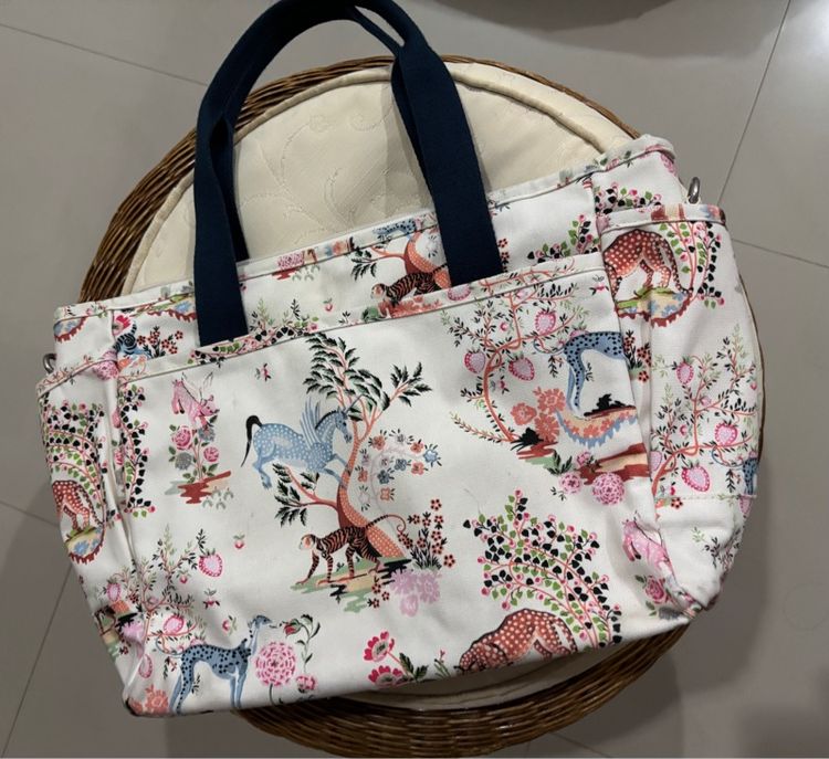กระเป๋าถือ Cath Kidston 