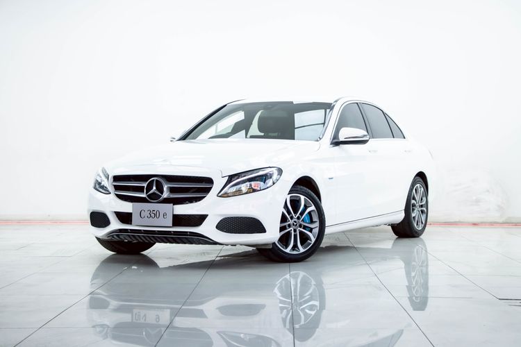 Mercedes-Benz C-Class 2018 C350 Sedan ปลั๊กอินไฮบริด (PHEV) ไม่ติดแก๊ส เกียร์อัตโนมัติ ขาว