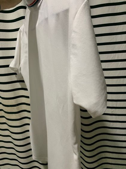 FILA – Unisex Graphic Polo Shirt ผ้ารู สวมใส่สบาย ระบายอากาศดีมากๆ ใส่เล่นกี่ฬา ได้ทุกประเภท รูปที่ 4