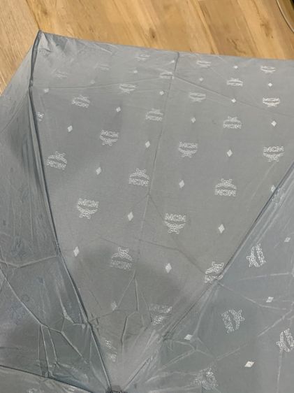 ร่มแบรนด์ MCM แท้  ( MCM UMBRELLA) ใช้กันแดด กันฝน luxury สุดๆ รูปที่ 2