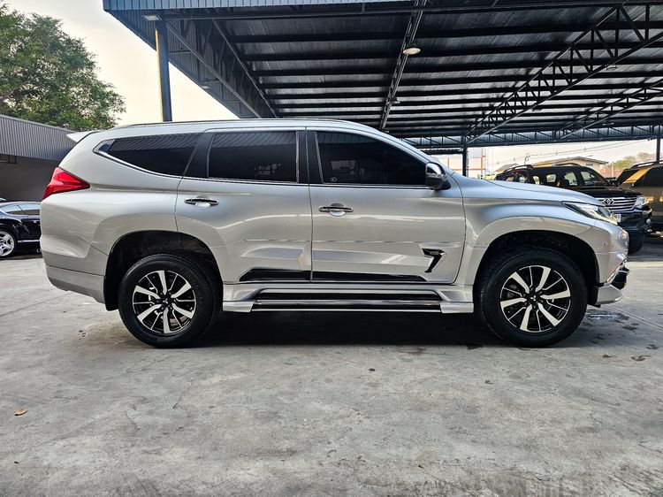 Mitsubishi Pajero Sport 2018 2.4 GT Premium 4WD Utility-car ดีเซล เกียร์อัตโนมัติ เทา รูปที่ 4