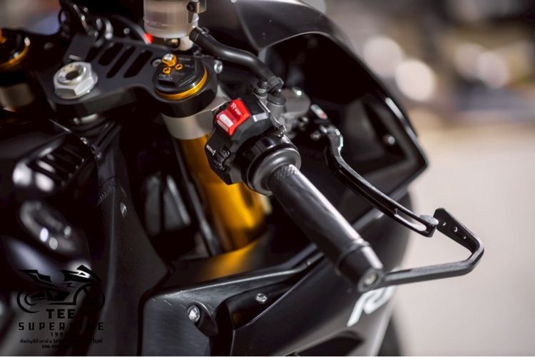 YAMAHA YZF-R1 รูปที่ 10