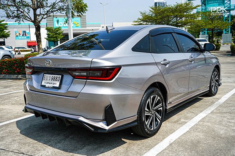 Toyota Yaris ATIV 2024 1.2 Smart Sedan เบนซิน ไม่ติดแก๊ส เกียร์อัตโนมัติ เทา รูปที่ 4