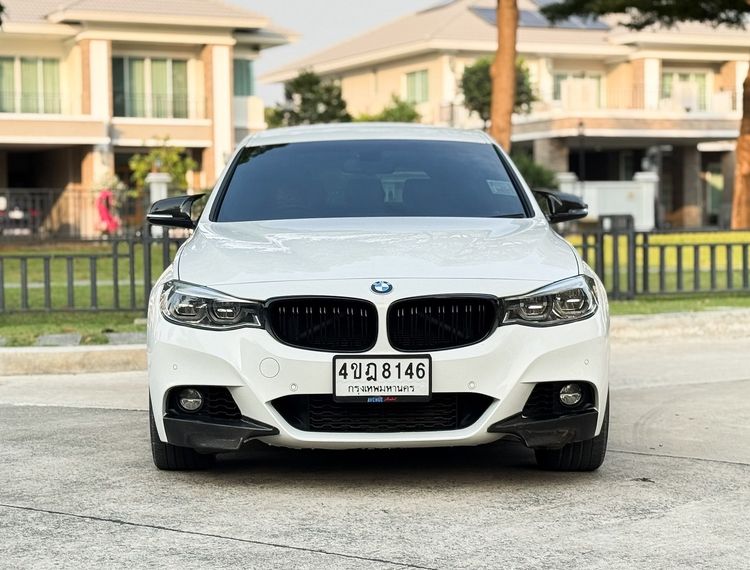 BMW Series 3 2018 320d Sedan ดีเซล ไม่ติดแก๊ส เกียร์อัตโนมัติ ขาว รูปที่ 2