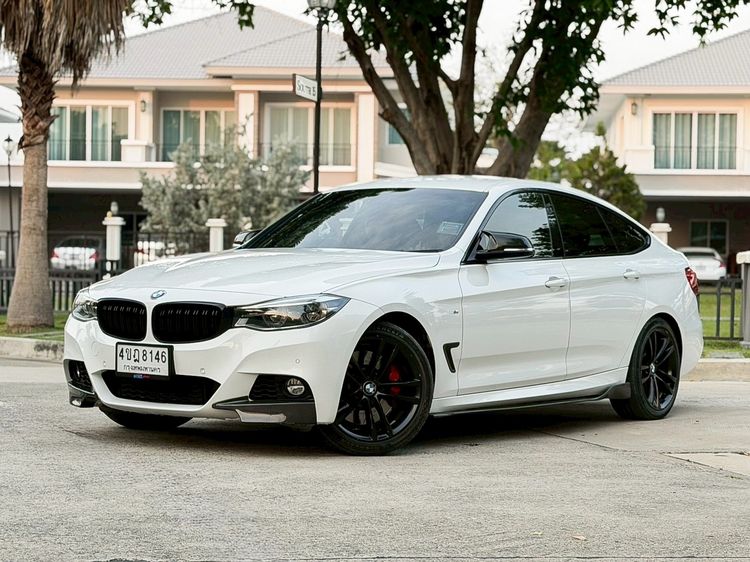 รถ BMW Series 3 320d สี ขาว