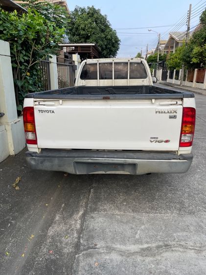 Toyota Hilux Vigo 2010 2.5 J Pickup ดีเซล ไม่ติดแก๊ส เกียร์ธรรมดา ขาว รูปที่ 4
