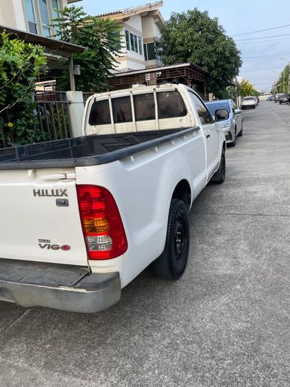 Toyota Hilux Vigo 2010 2.5 J Pickup ดีเซล ไม่ติดแก๊ส เกียร์ธรรมดา ขาว รูปที่ 3