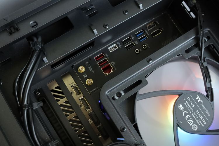 Comset Gaming Ryzen R7 9700X.RTX4070Super 48.2TB - ID26020074 รูปที่ 7