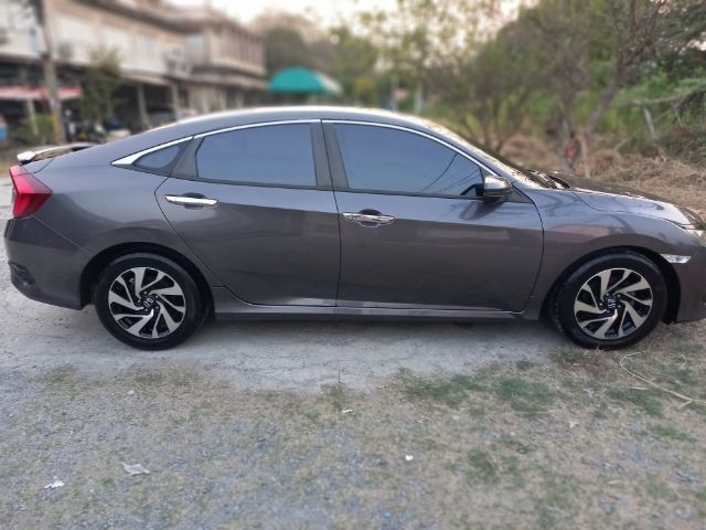 Honda Civic 2018 1.8 EL i-VTEC Sedan เบนซิน ไม่ติดแก๊ส เกียร์อัตโนมัติ เทา รูปที่ 2