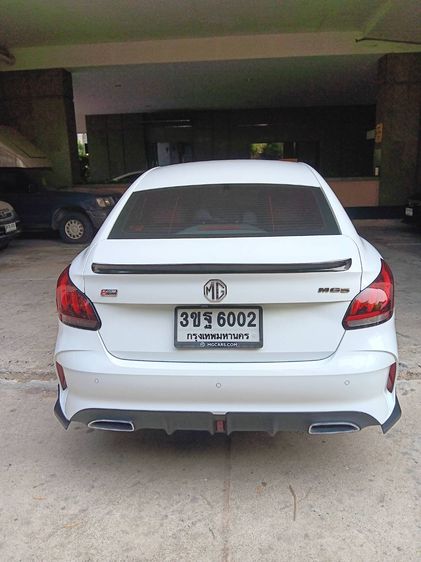 รถ MG MG5 1.5 D สี ขาว