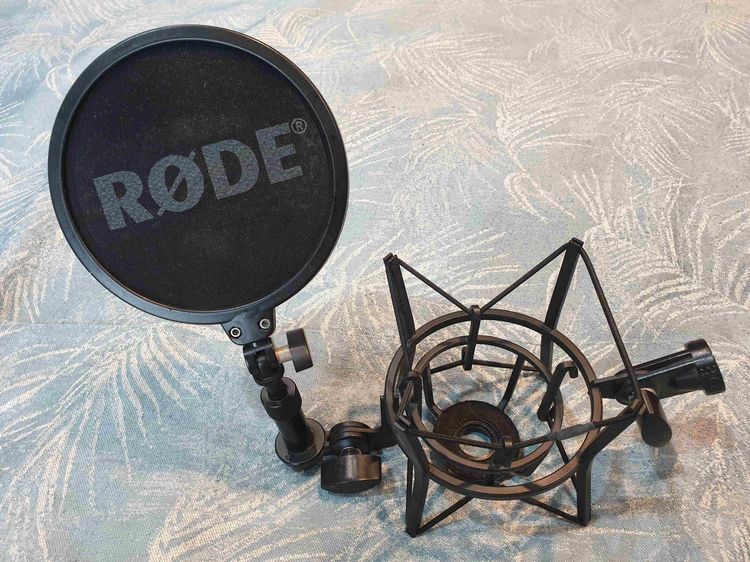 RODE SM6 shock mount