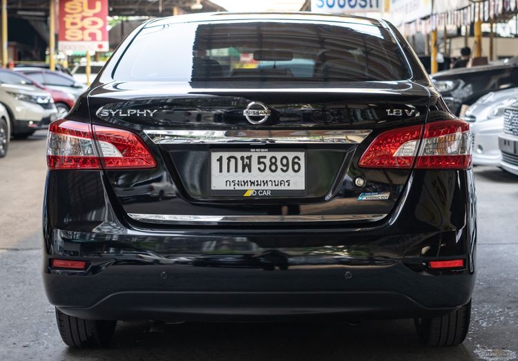 Nissan Sylphy 2013 1.8 V Sedan เบนซิน ไม่ติดแก๊ส เกียร์อัตโนมัติ ดำ รูปที่ 4