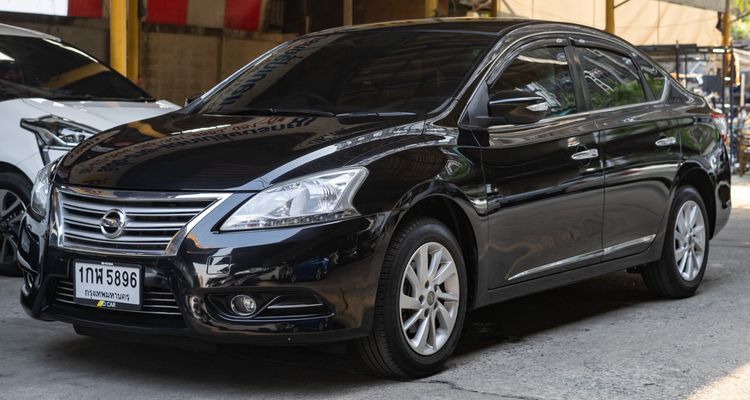 Nissan Sylphy 2013 1.8 V Sedan เบนซิน ไม่ติดแก๊ส เกียร์อัตโนมัติ ดำ รูปที่ 2