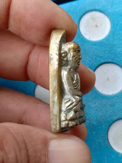 หลวงพ่อทวดหลังเตารีด พร้อมกรอบ พระบ้านเปิดแบ่งบูชา รูปที่ 5