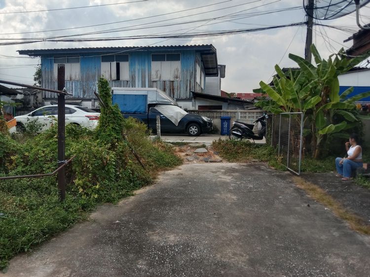 ที่ดินและบ้านเก่า รูปที่ 4