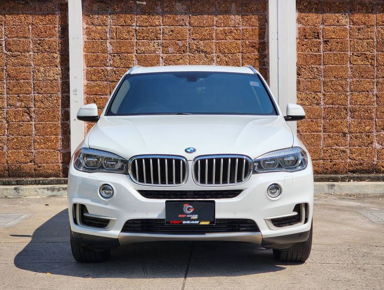 BMW X5 2017 2.0 xDrive40e Pure Experience 4WD Utility-car ดีเซล ไม่ติดแก๊ส เกียร์อัตโนมัติ ขาว รูปที่ 3