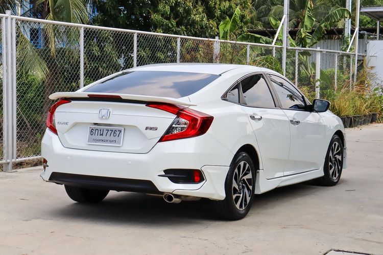 Honda Civic 2017 1.8 EL i-VTEC Sedan เบนซิน ไม่ติดแก๊ส เกียร์อัตโนมัติ ขาว รูปที่ 3