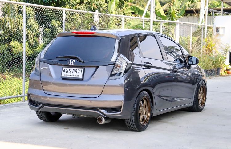 Honda Jazz 2018 1.5 S Sedan เบนซิน ไม่ติดแก๊ส เกียร์อัตโนมัติ เทา รูปที่ 3