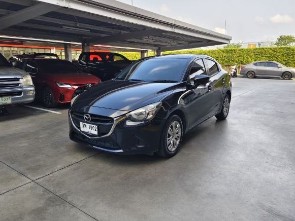 รถ Mazda Mazda 2 1.3 High สี ดำ