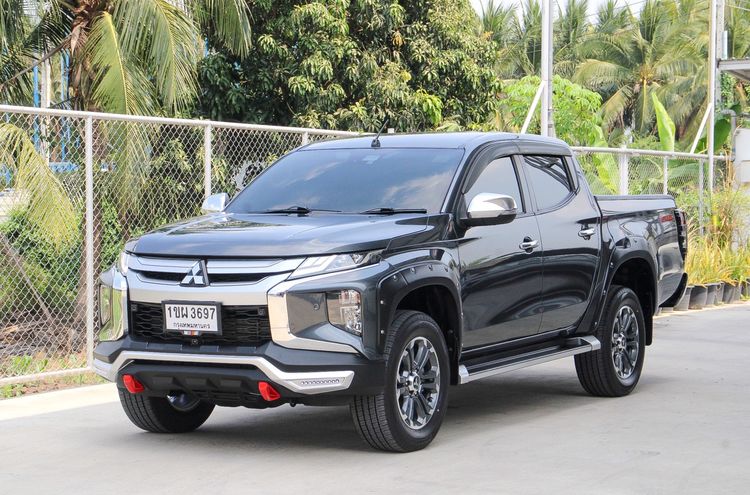 Mitsubishi Triton 2020 2.4 GT Premium Plus Pickup ดีเซล ไม่ติดแก๊ส เกียร์อัตโนมัติ เทา รูปที่ 2