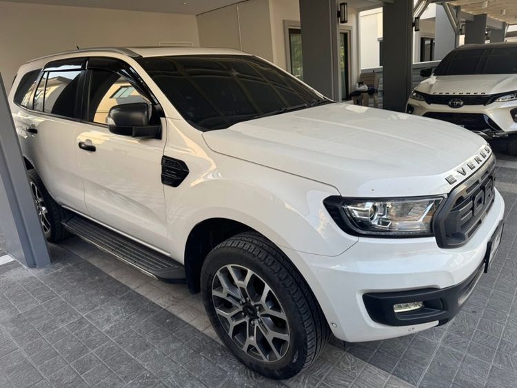 Ford Everest 2019 2.0 Titanium Plus 4WD Utility-car ดีเซล ไม่ติดแก๊ส เกียร์อัตโนมัติ ขาว รูปที่ 3