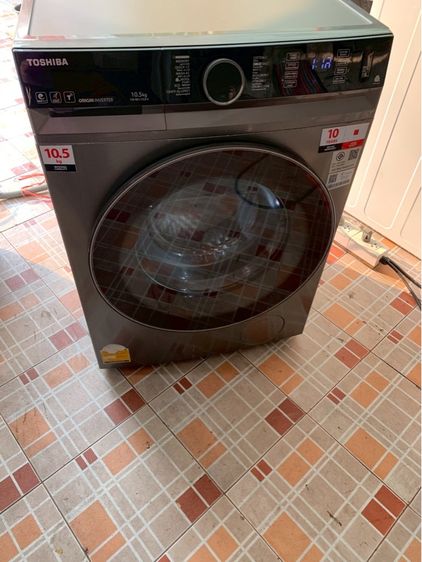 เครื่องซักผ้าโตชิบ้า10.5kgสภาพใหม่เอี่ยม