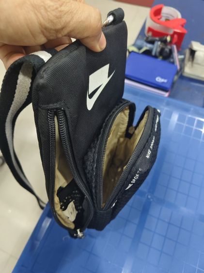 กระเป๋าสะพายข้าง Nike  รูปที่ 6
