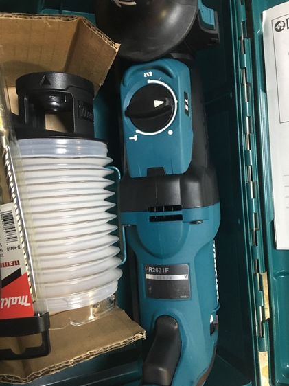 สว่านไฟฟ้าโรตารี่3ระบบ makita HR2631F 13mm ปรับซ้ายขวาได้สภาพเหมือนใหม่ไม่ได้ผ่านการใช้งานอุปกรณ์ครบพร้อมกล่องแท้ รูปที่ 5