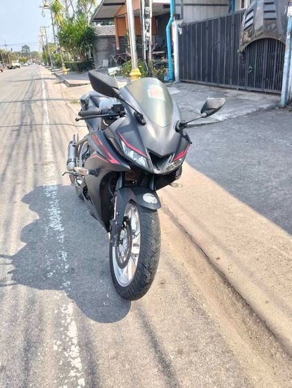yamaha R15