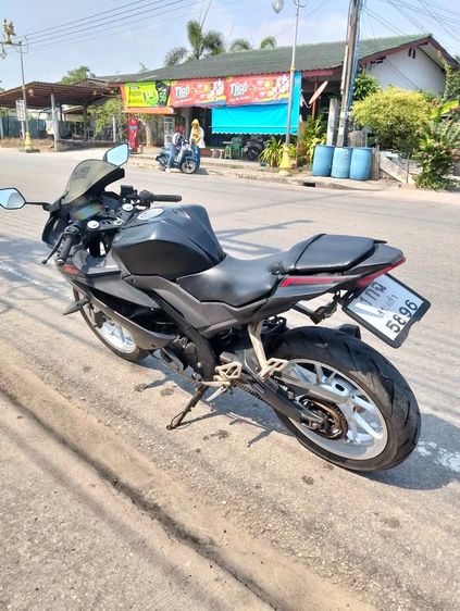 yamaha R15 รูปที่ 3