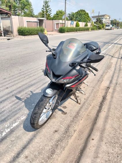 yamaha R15 รูปที่ 2