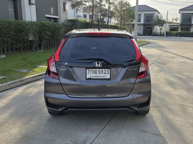 Honda Jazz 2018 1.5 S i-VTEC Sedan เบนซิน ไม่ติดแก๊ส เกียร์อัตโนมัติ เทา รูปที่ 3