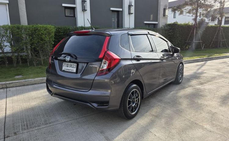 Honda Jazz 2018 1.5 S i-VTEC Sedan เบนซิน ไม่ติดแก๊ส เกียร์อัตโนมัติ เทา รูปที่ 4