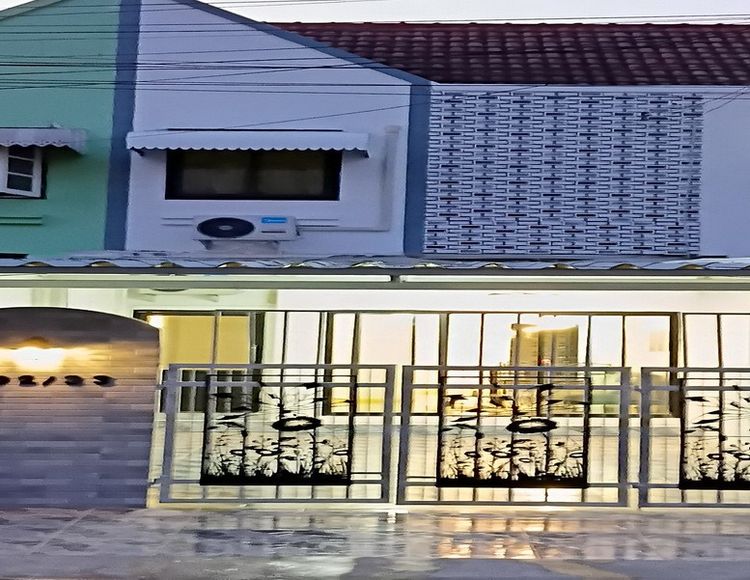 ลด1แสนขายทาวเฮาส์3ห้องนอนใกล้สถานีคลองบางไผ่ 3นอน 