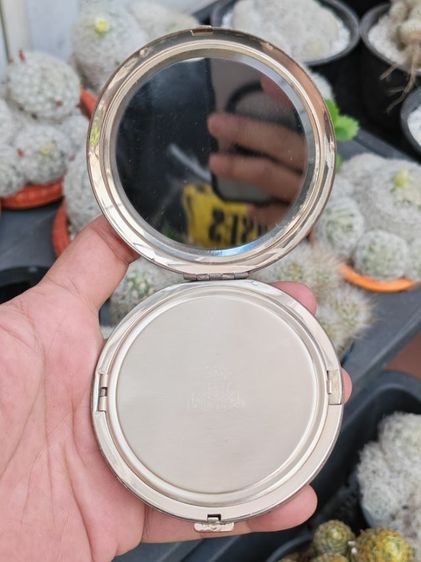 ​ตลับแป้งประดับมุกแท้ เก่าเก็บงานนอก พร้อมกล่อง สวยมาก แบ่งปันหลักร้อยพอครับ รูปที่ 8