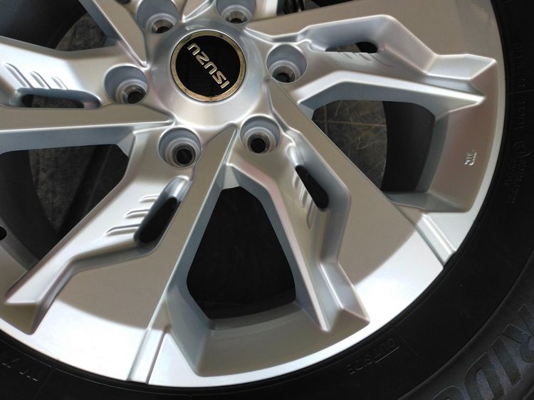 แม็กอีซูซุ ขอบ18 ป้ายแดง สีเดิม พร้อมยางบริสโตน 265 60 18 ปี23 ใส่isuzu ตัวสูง mu-x mu-7 12500 รูปที่ 7