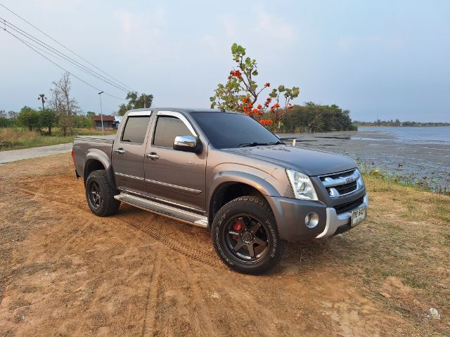 Isuzu D-MAX 2009 2.5 Hi-Lander Super Platinum Pickup ดีเซล เกียร์ธรรมดา เทา