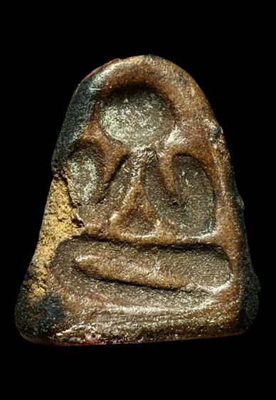 พระปิดตาหลวงพ่อแก้ววัดเครือวัลย์ เนื้อกะลาหลังแบบ รูปที่ 5