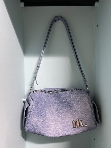 กระเป๋าสะพายไหล่