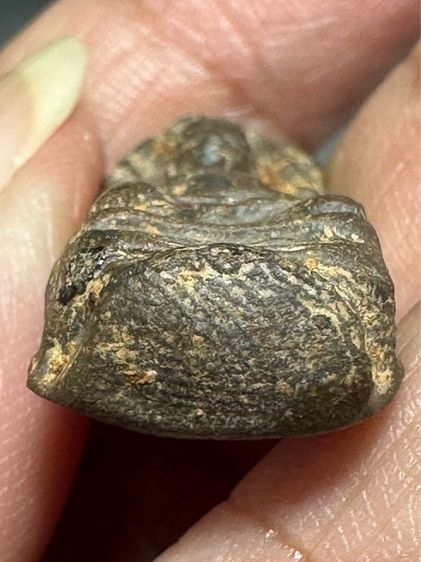 พระรอดลำพูนพิมพ์ใกญ่ เนื้อเขียวหินครก รูปที่ 9