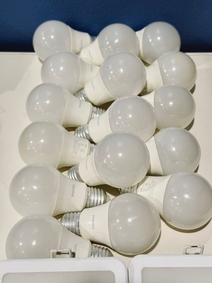  ขายเหมาโคมไฟ หลอดไฟ หลายรายการ สภาพใหม่ รูปที่ 7