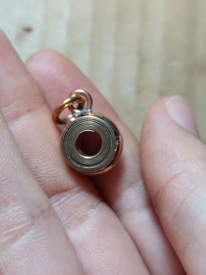 เครื่องรางตะกรุดหลวงปู่ใจวัดเสด็จมีจารอักขระ