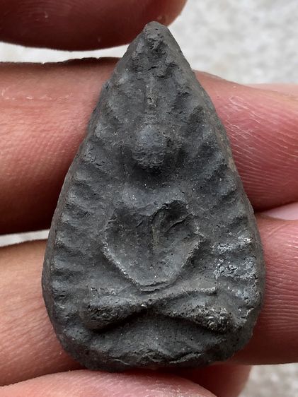 พระดินดำไม่ทราบวัด  รูปที่ 2