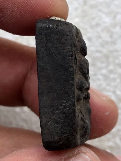 พระหลวงพ่อปาน เนื้อดินดำ  รูปที่ 3