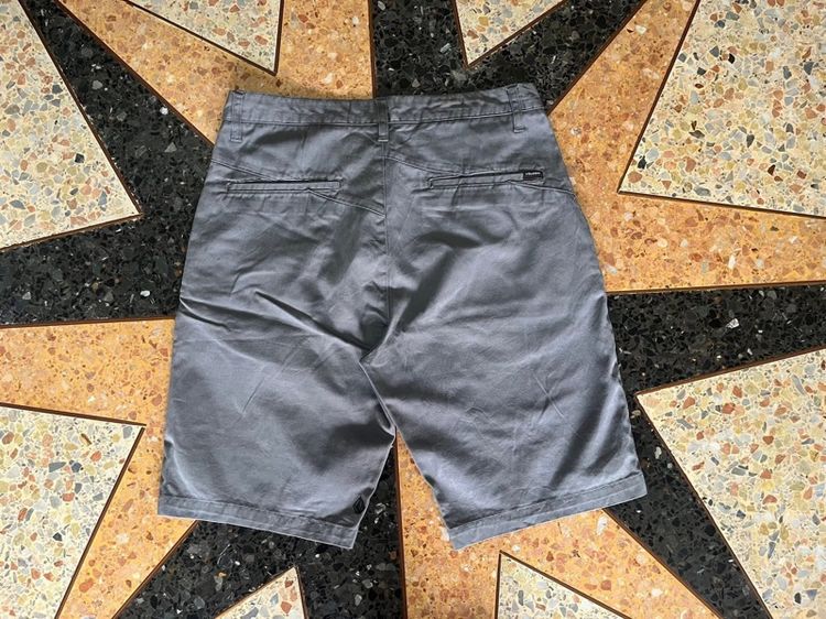 🔻VOLCOM -ขาสั้นแท้ เอว32-33 รูปที่ 2