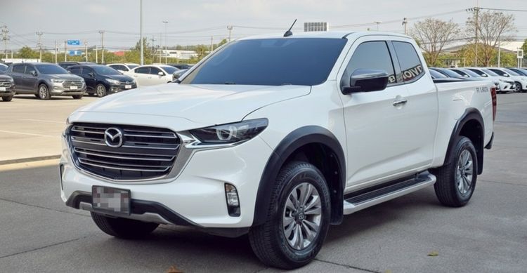 รถ Mazda BT-50 1.9 S Hi-Racer สี ขาว