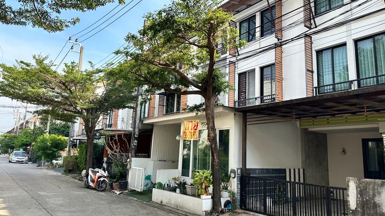 Areeya Property ไม่มี สร้างเสร็จก่อน 2010 ขายผ่านการประมูล รหัส 411129 ทาวน์เฮ้าส์ 3 ชั้น อารียา โมวา กรุงเทพฯ รูปที่ 4