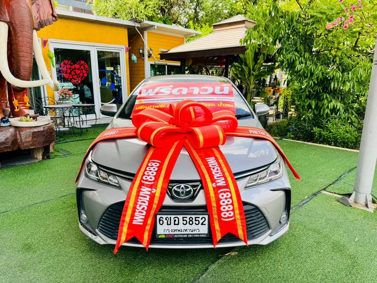 รถ Toyota Altis 1.6 G สี เทา