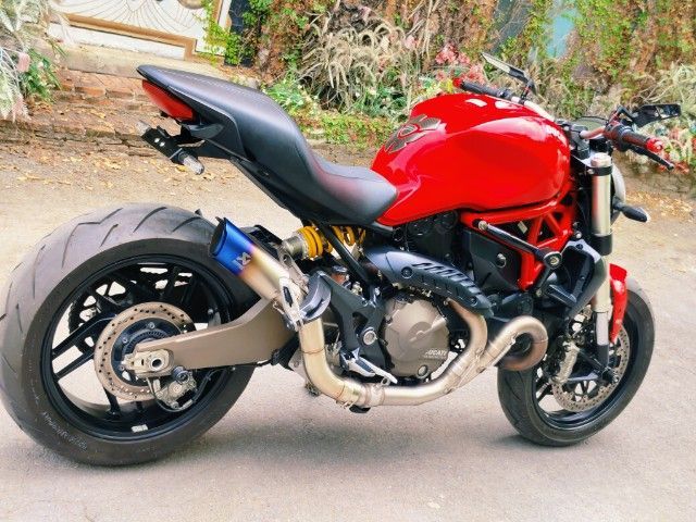 DUCATI Monster 821 2015 รูปที่ 4